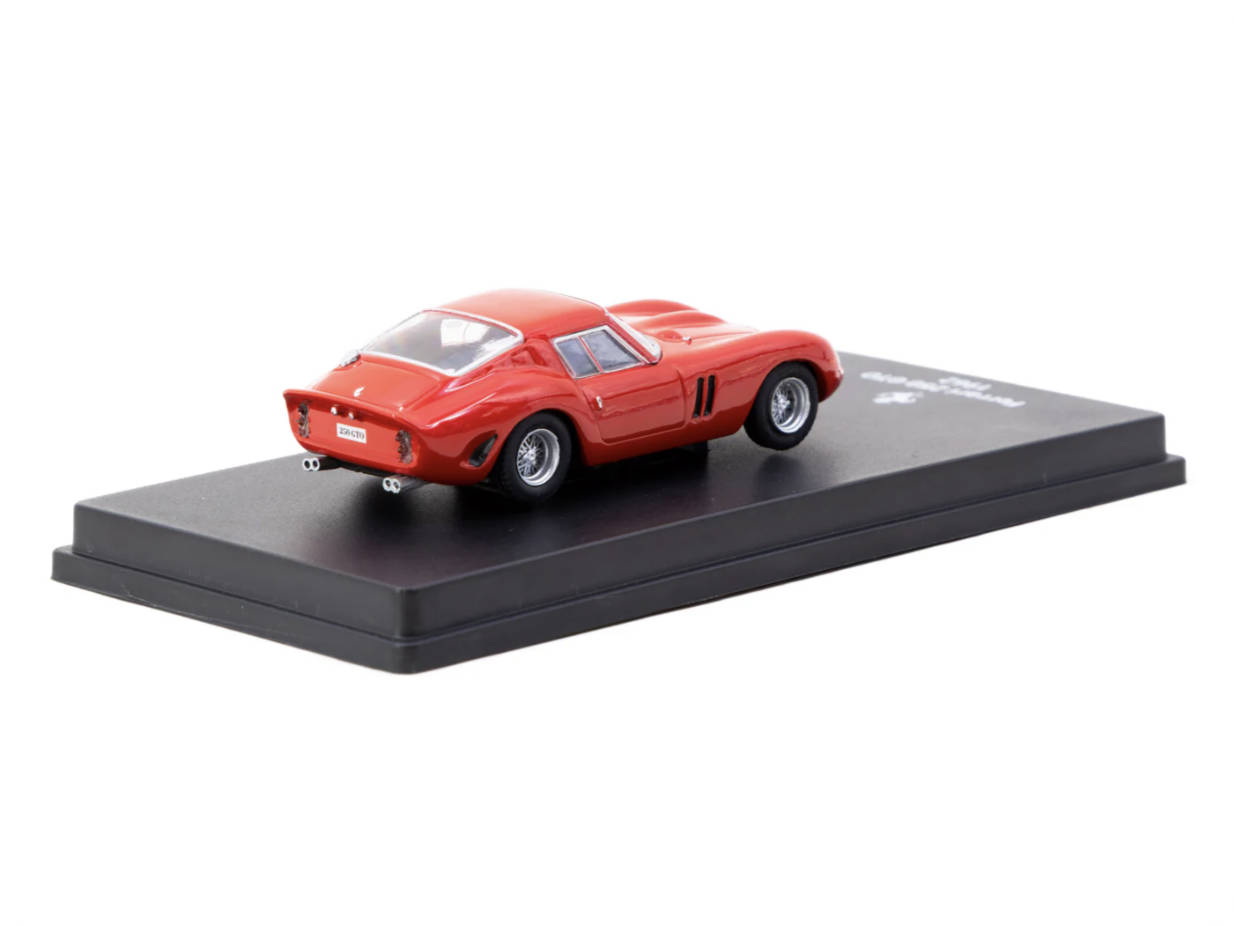 Auto in Magazine CENTAURIA IXO - Die Cast Car 1 64 recensie en prijs